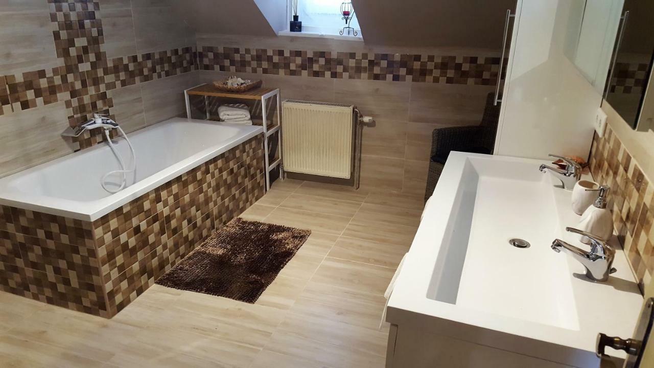 Lattore Ferienwohnung Райхенау Екстериор снимка